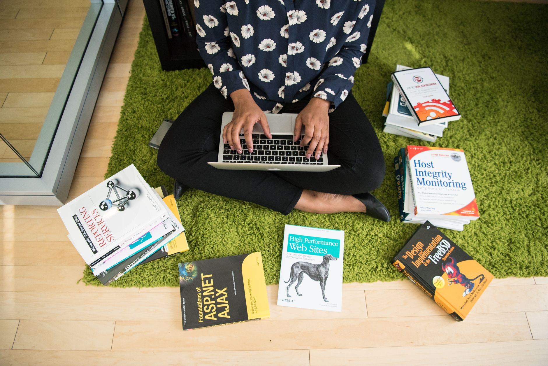 10 Reasons Why Your Website Needs an Automatic Blogging Engine